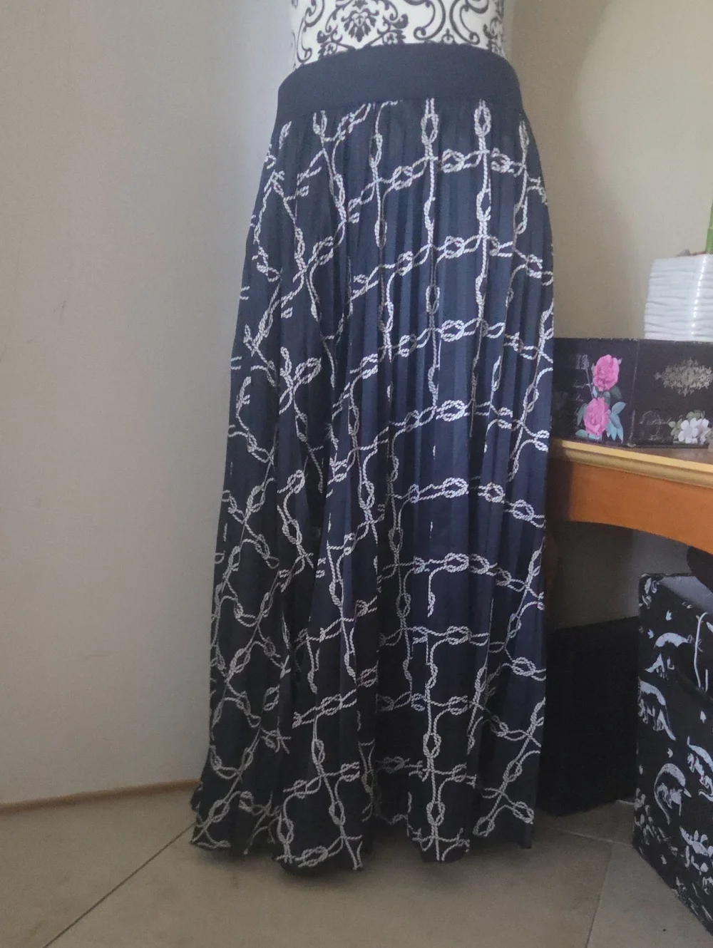 Women’s Navy Blue Maxi Skirt with White Rope Print